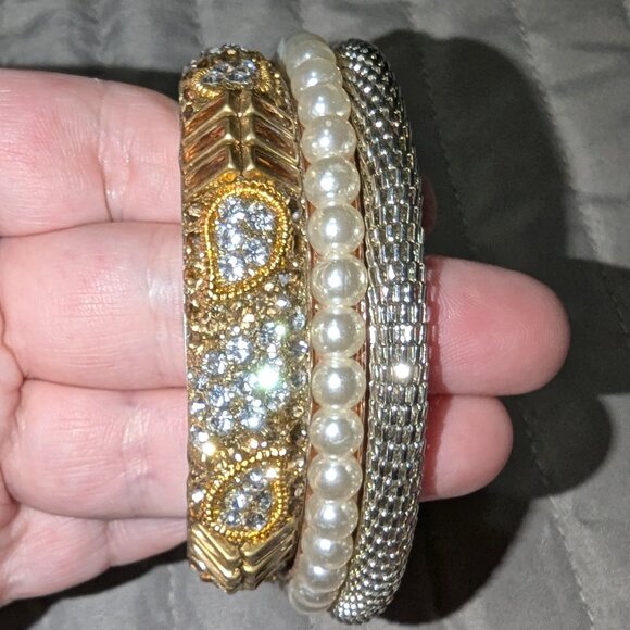 Bangle Bracelet Lot 5307 - Picture 5 of 5